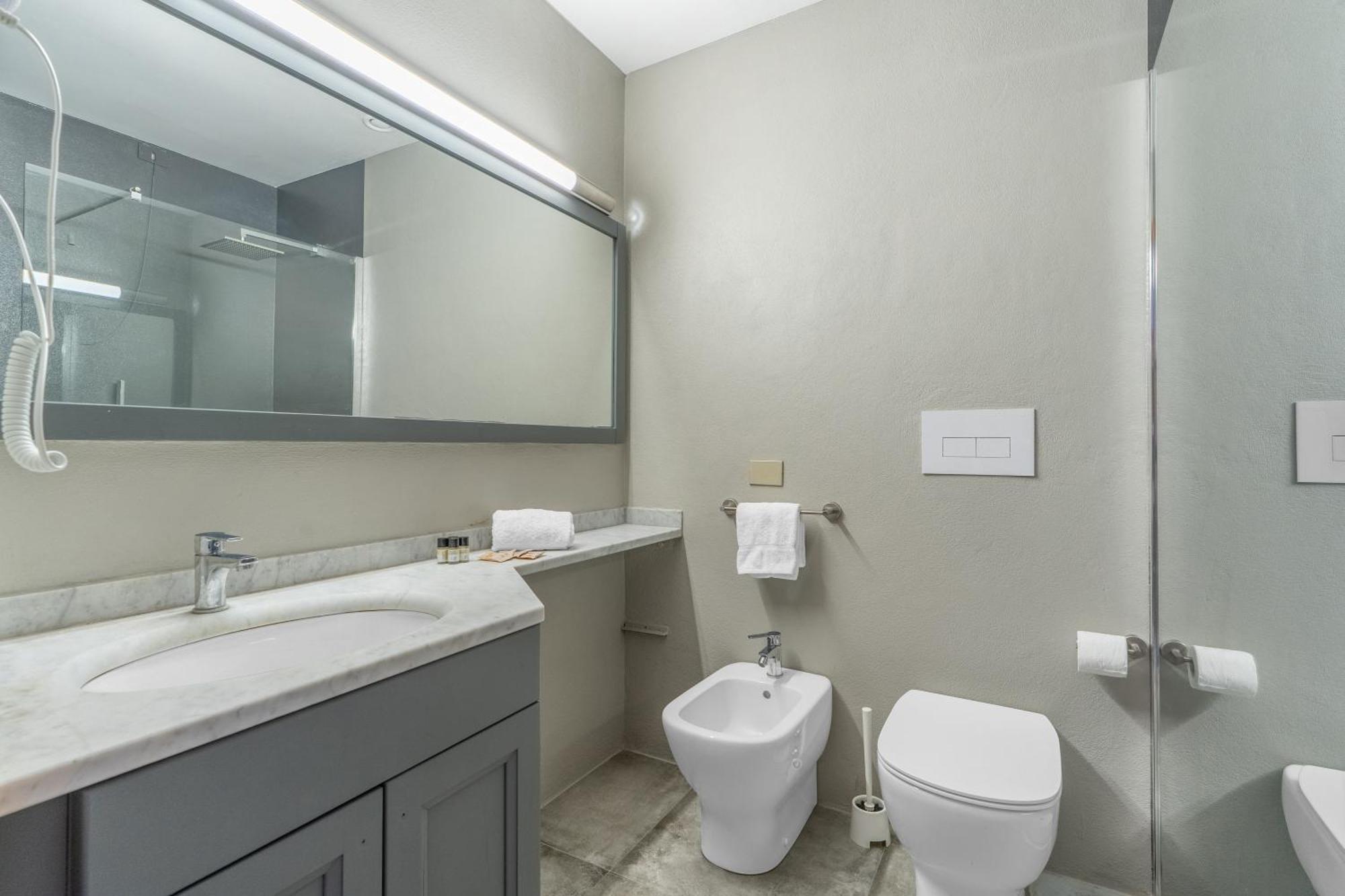 Appartement Mi Casa Fraschini à Milan Extérieur photo